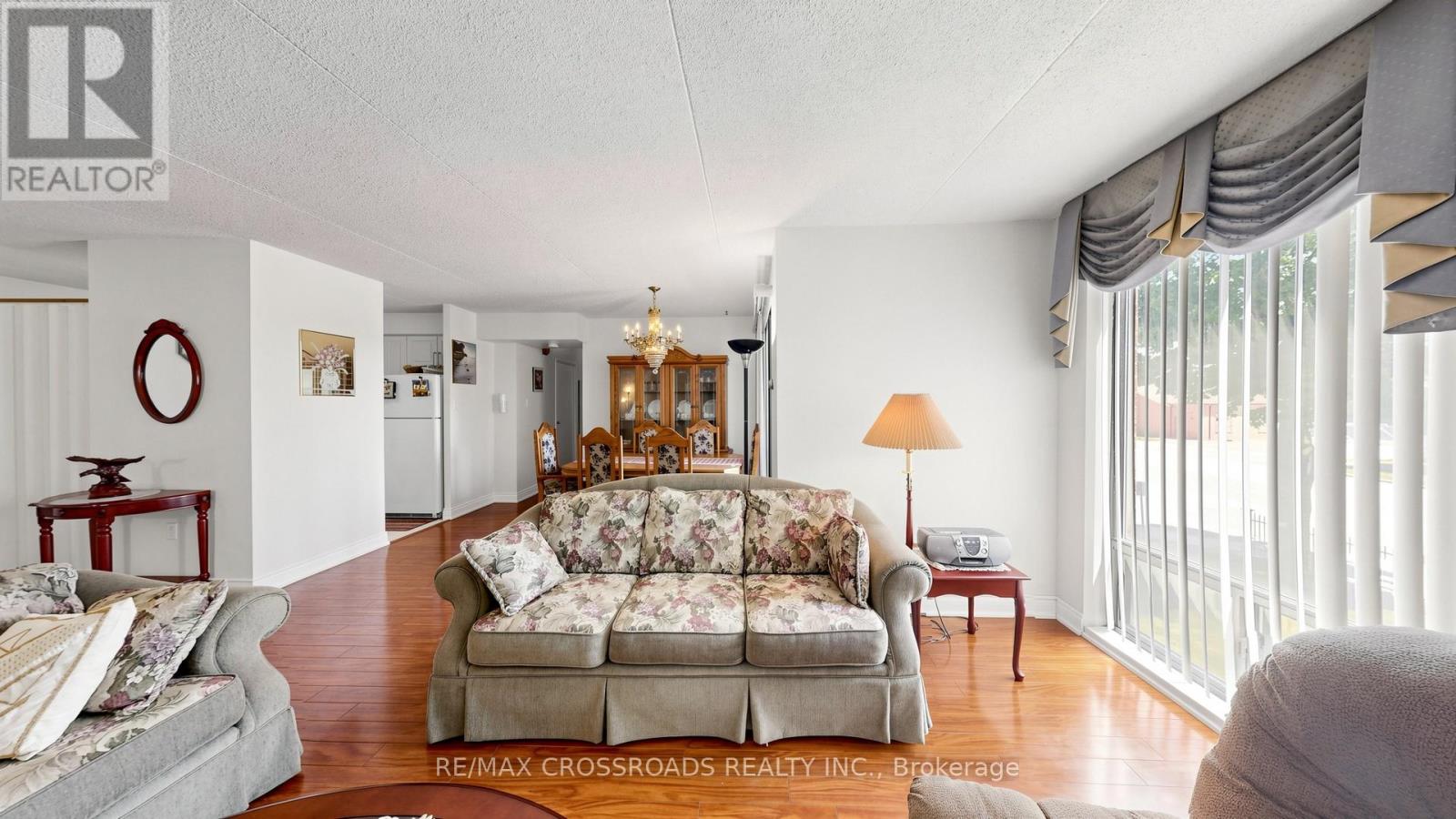 #206 1530 PICKERING PARKWAY - 11