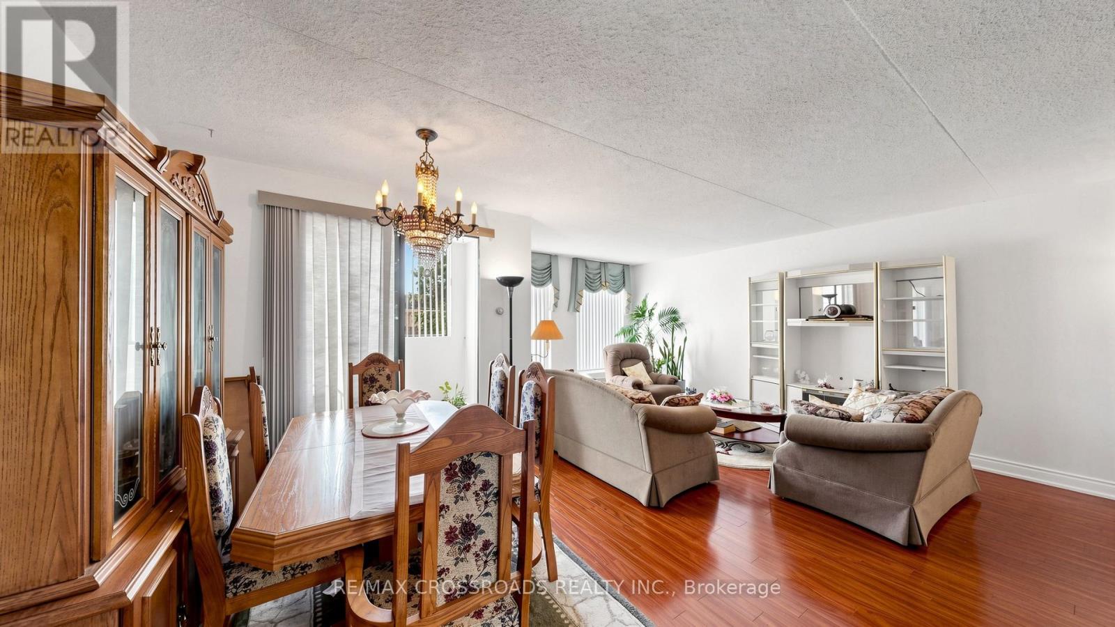 #206 1530 PICKERING PARKWAY - 15