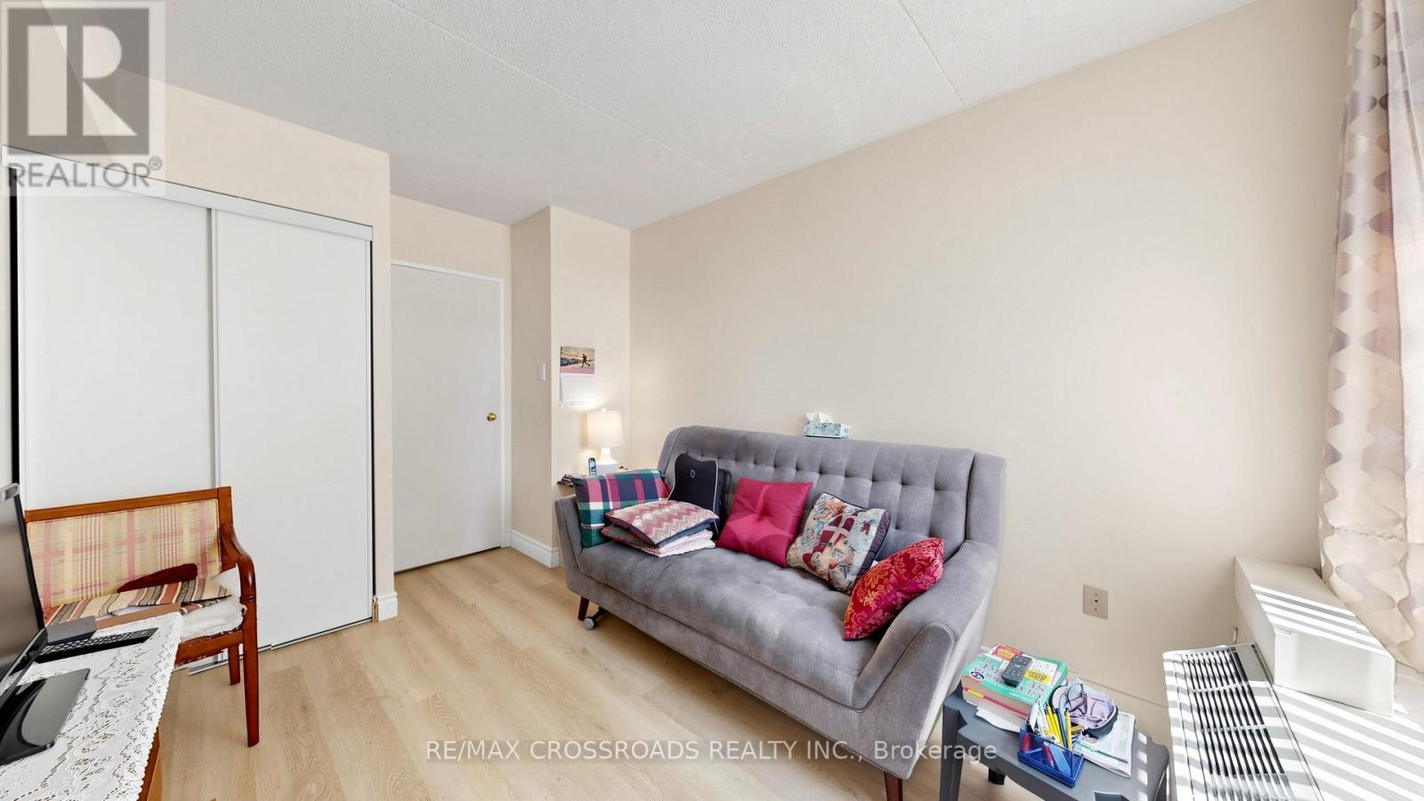 #206 1530 PICKERING PARKWAY - 21