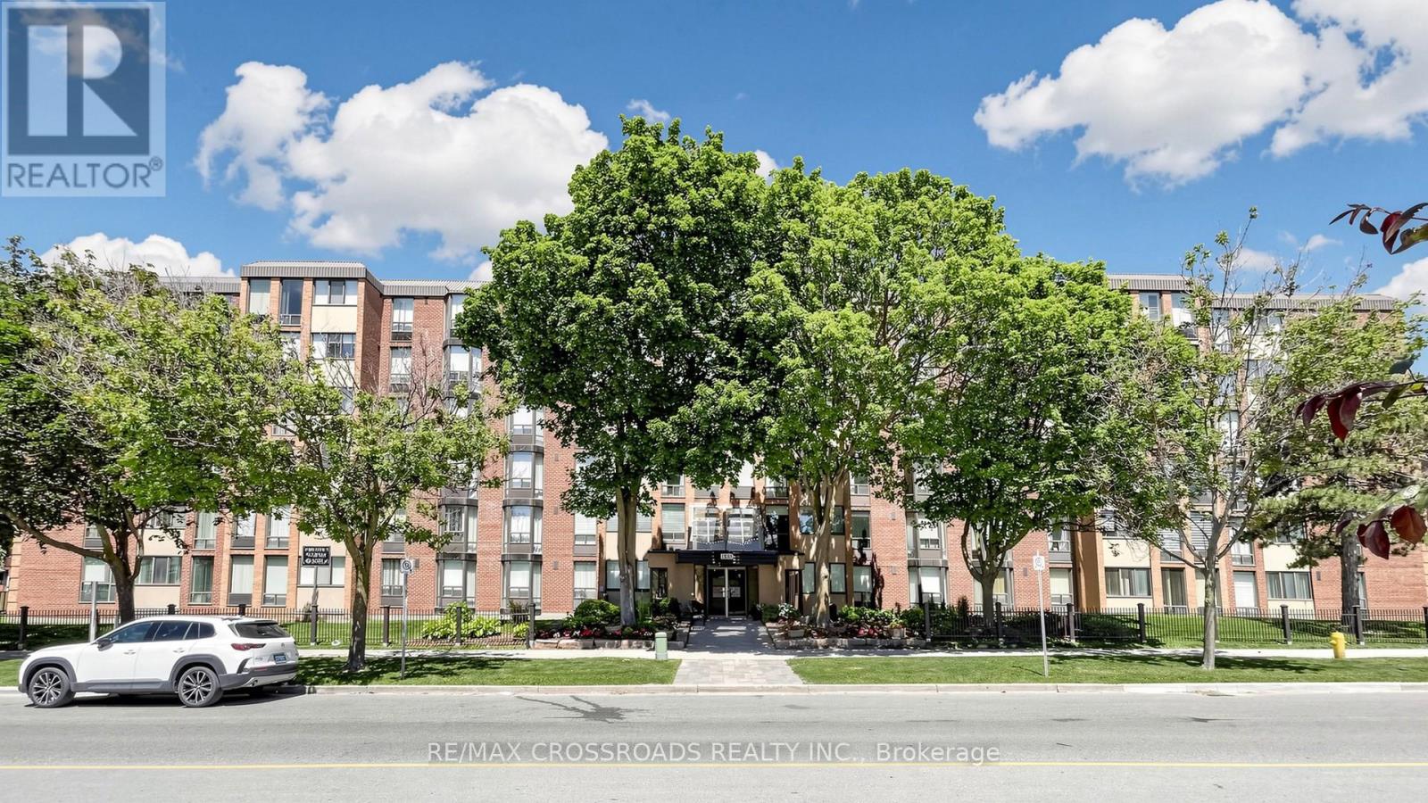 #206 1530 PICKERING PARKWAY - 3