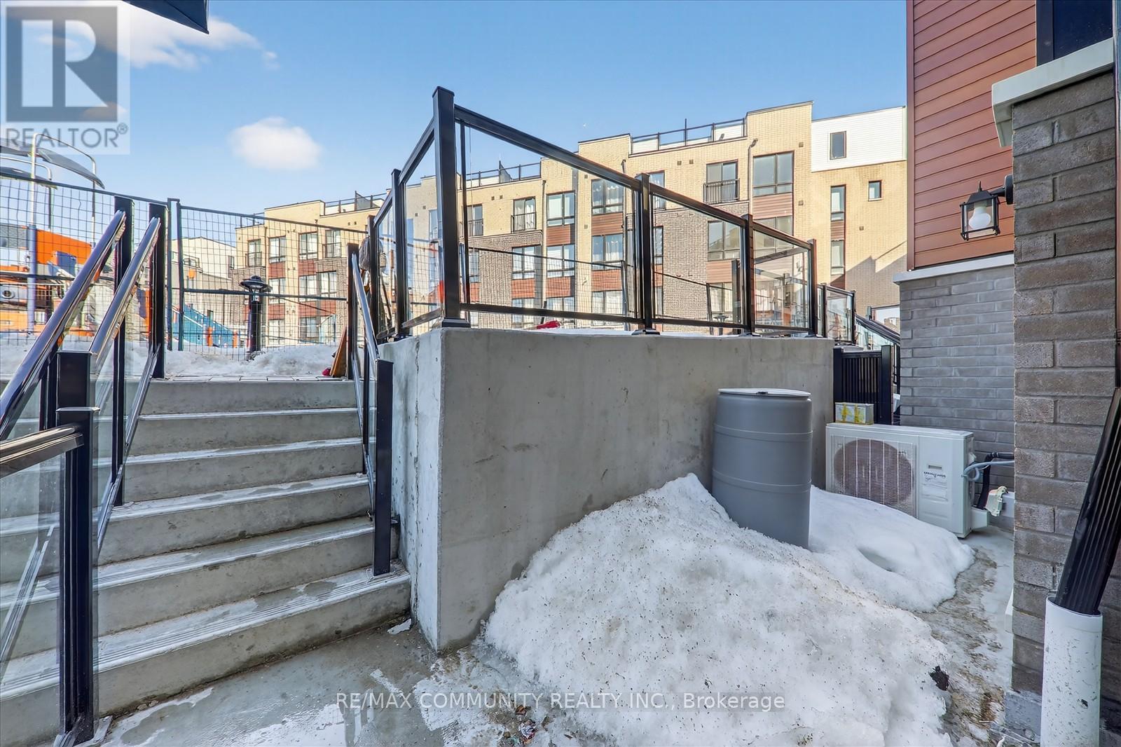 #21 145 TAPSCOTT ROAD - 4