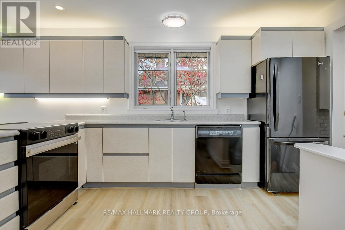 13 DUNHAM STREET - 11