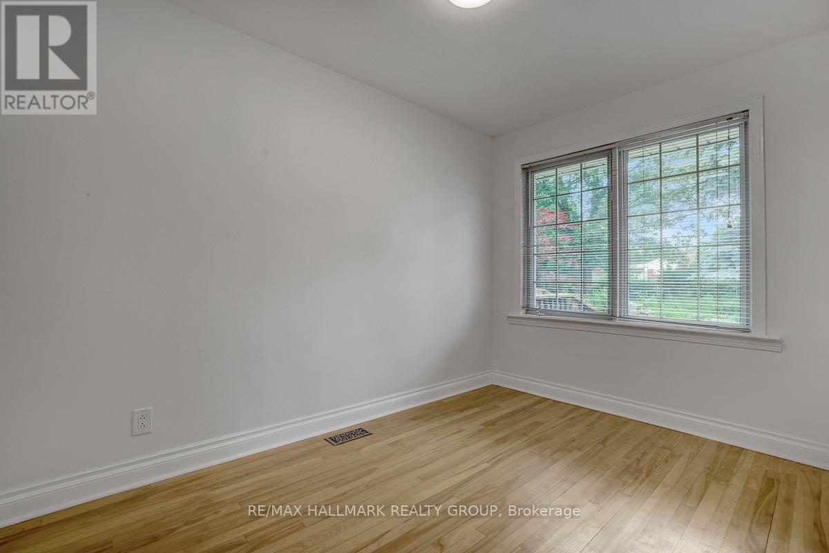 13 DUNHAM STREET - 20