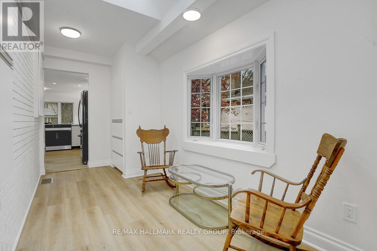 13 DUNHAM STREET - 15