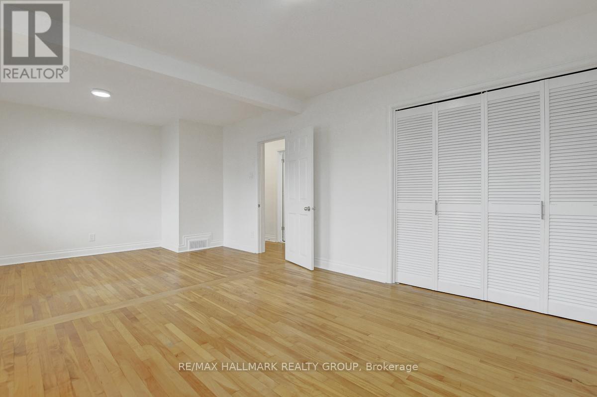 13 DUNHAM STREET - 18
