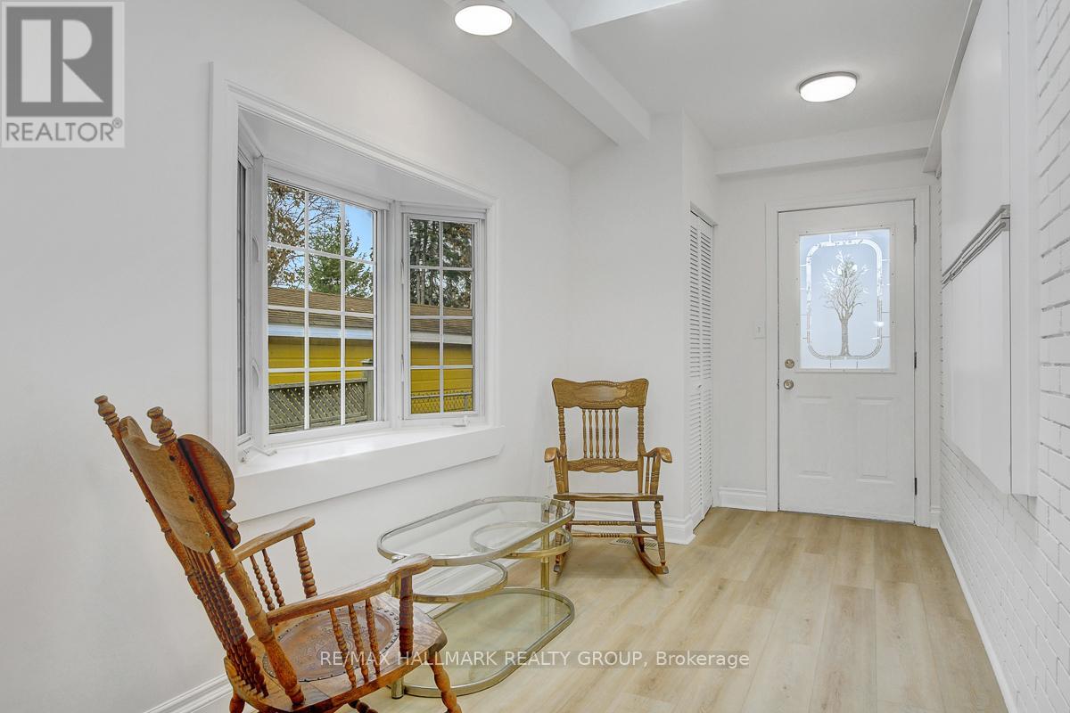13 DUNHAM STREET - 14