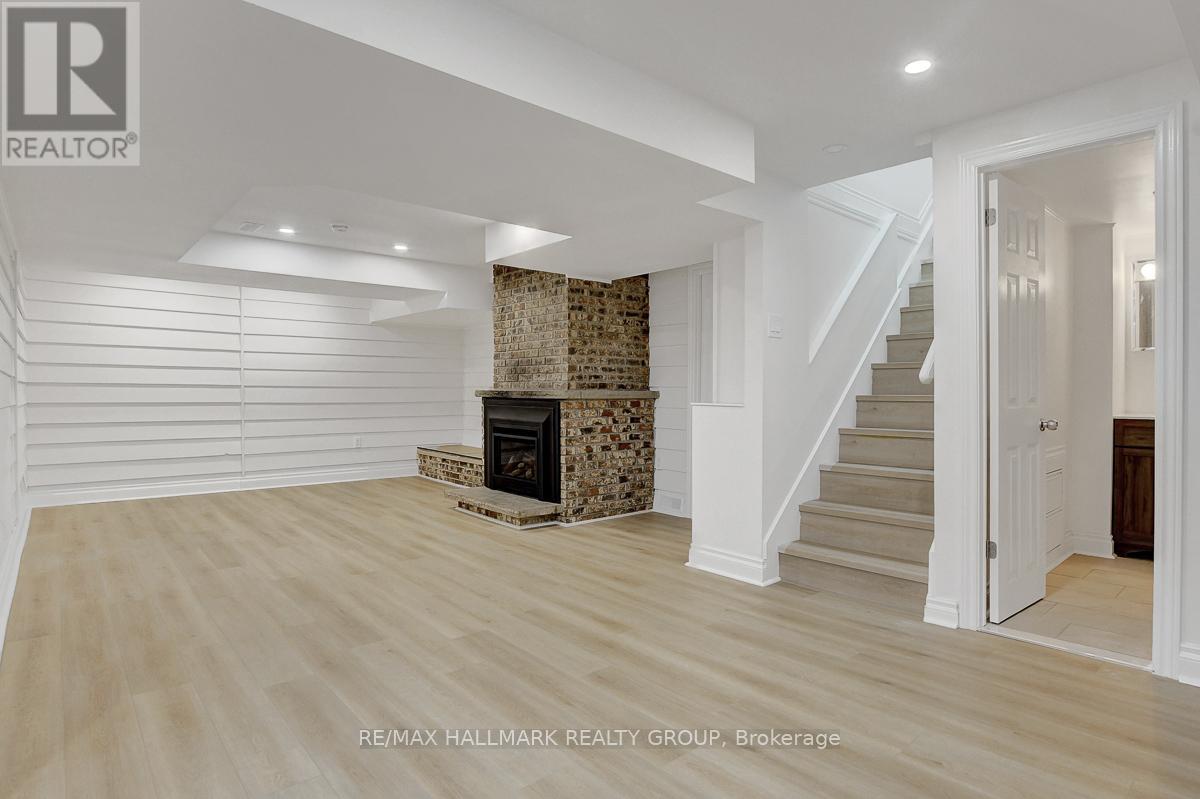 13 DUNHAM STREET - 23