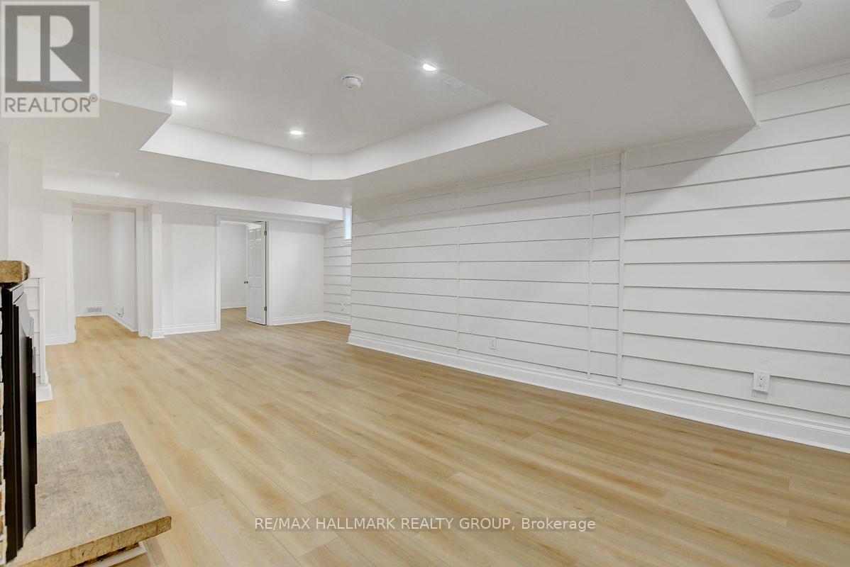 13 DUNHAM STREET - 26