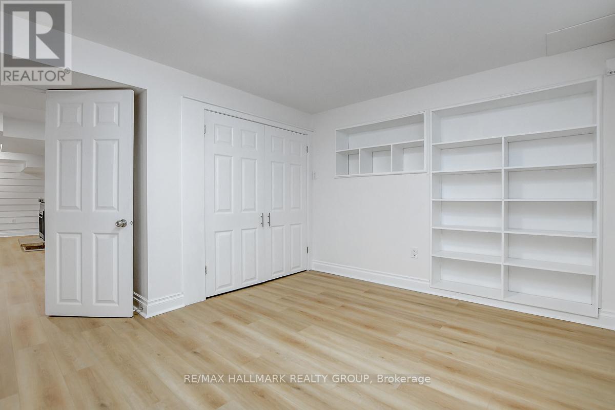 13 DUNHAM STREET - 30