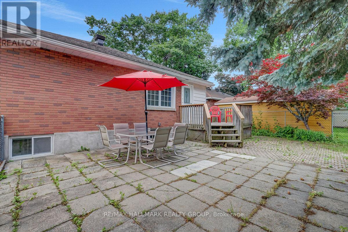 13 DUNHAM STREET - 42