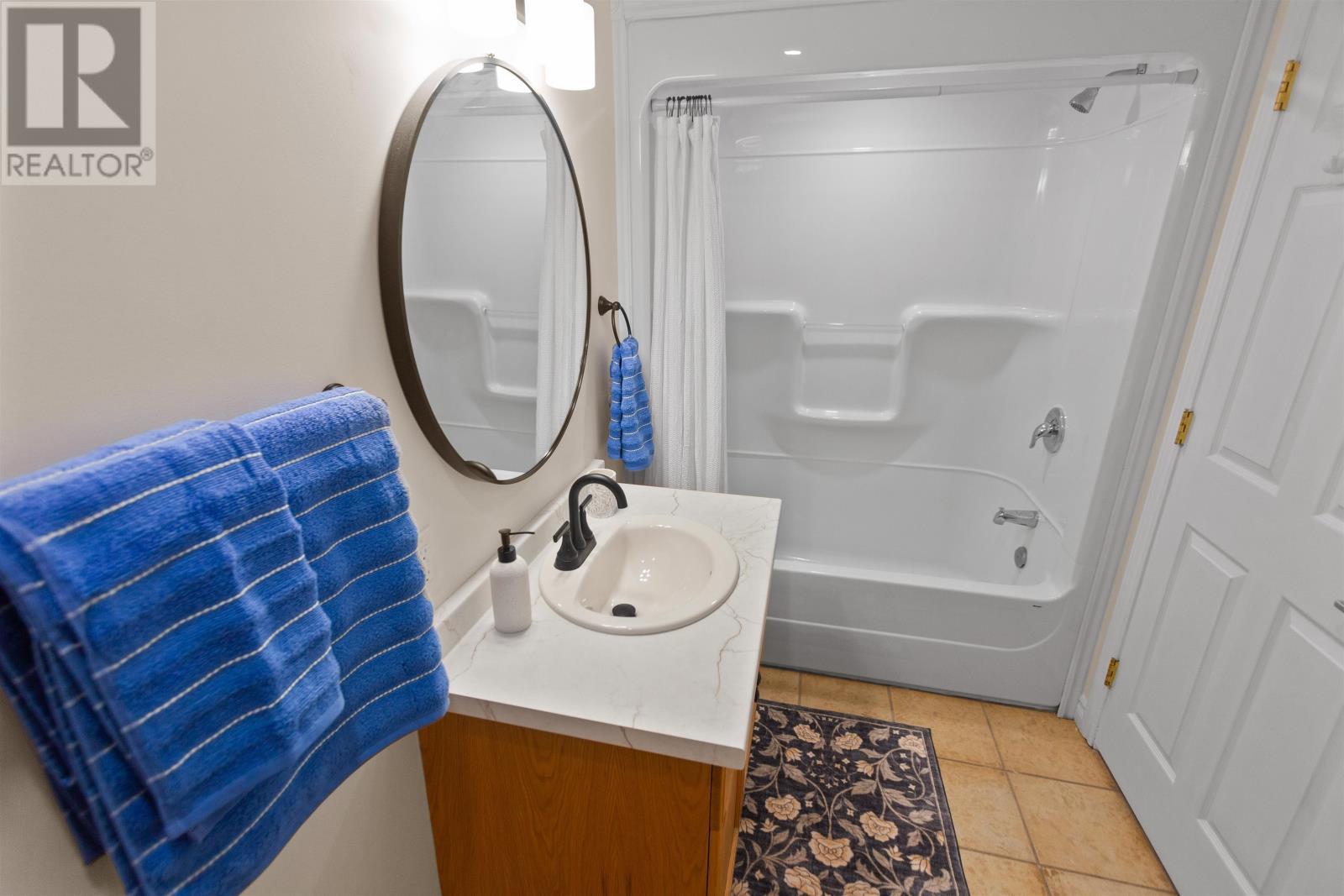 #3 17 Heatherway Drive - 12