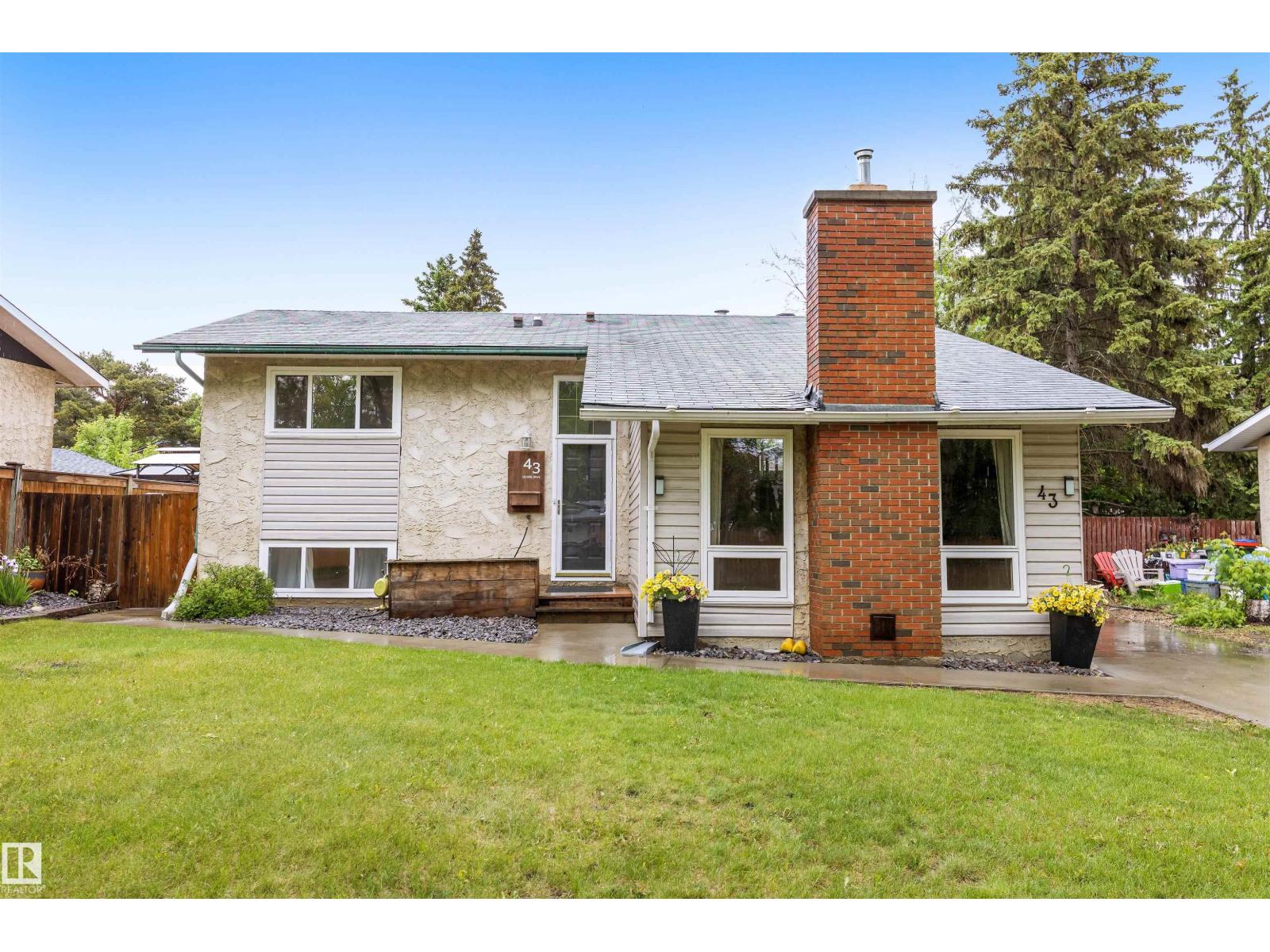 43 LAYDON DR - 4