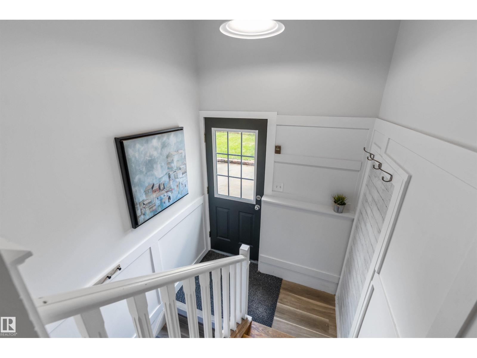43 LAYDON DR - 16