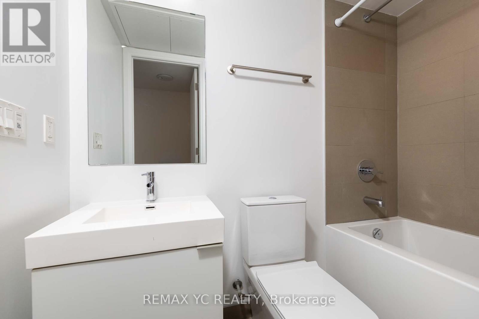 #1908 99 FOXBAR ROAD - 14
