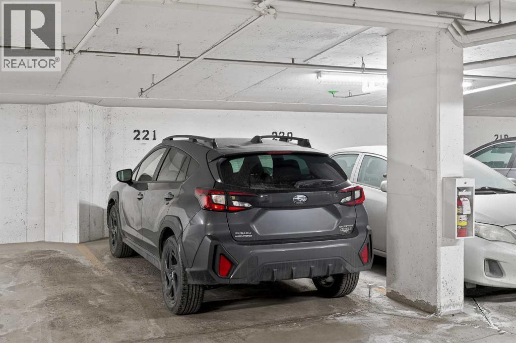 #135 721 4 Street NE - 24