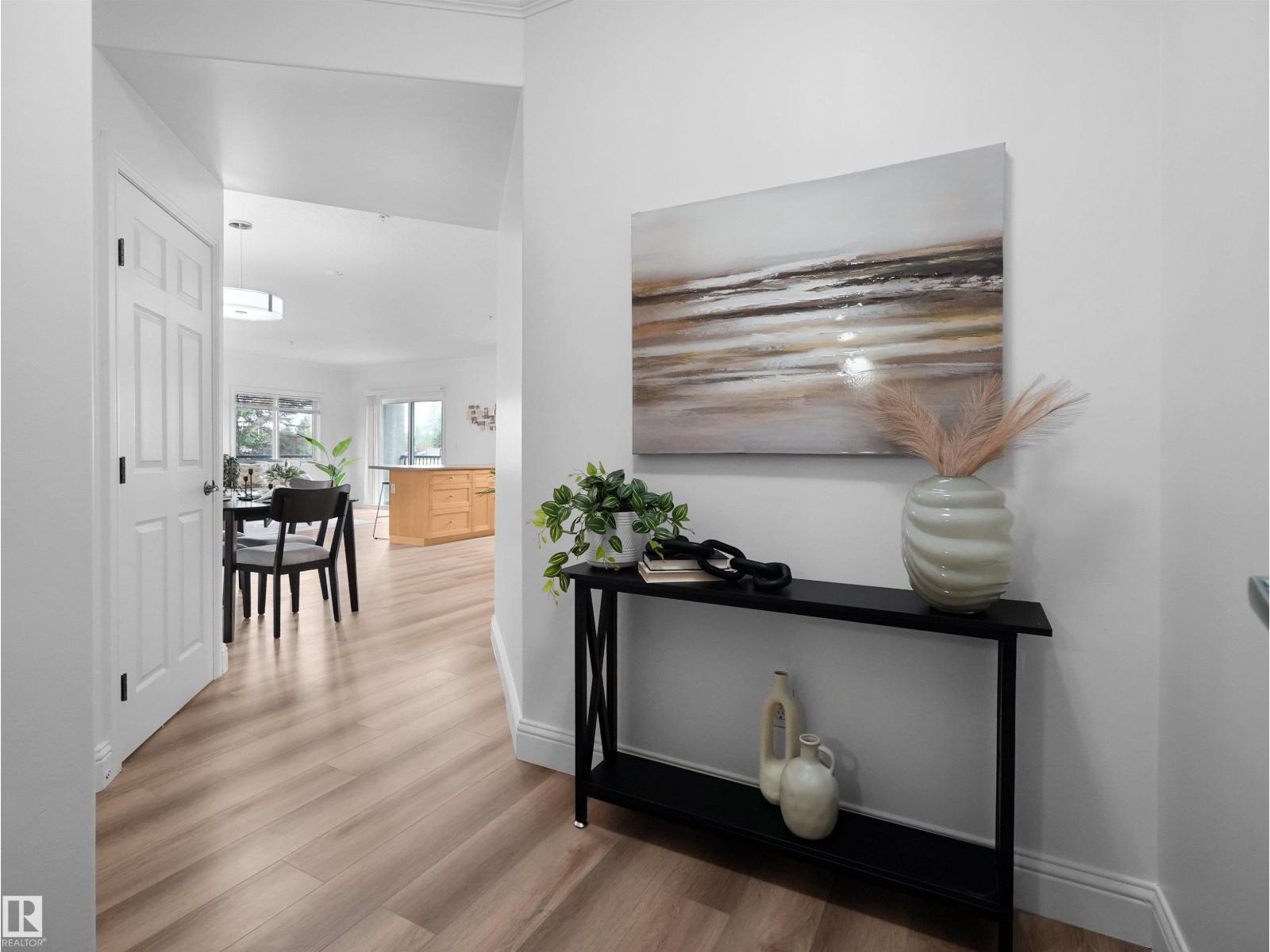#104 14612 125 ST NW - 3
