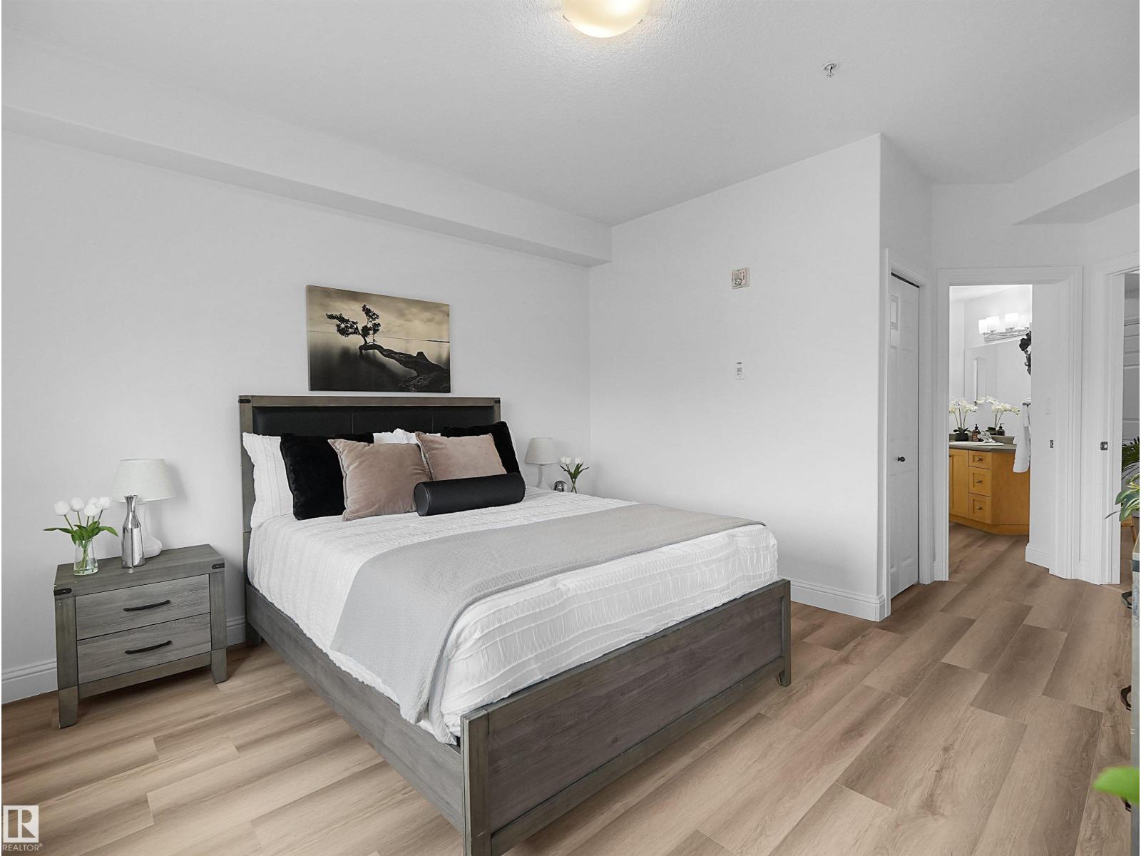 #104 14612 125 ST NW - 15