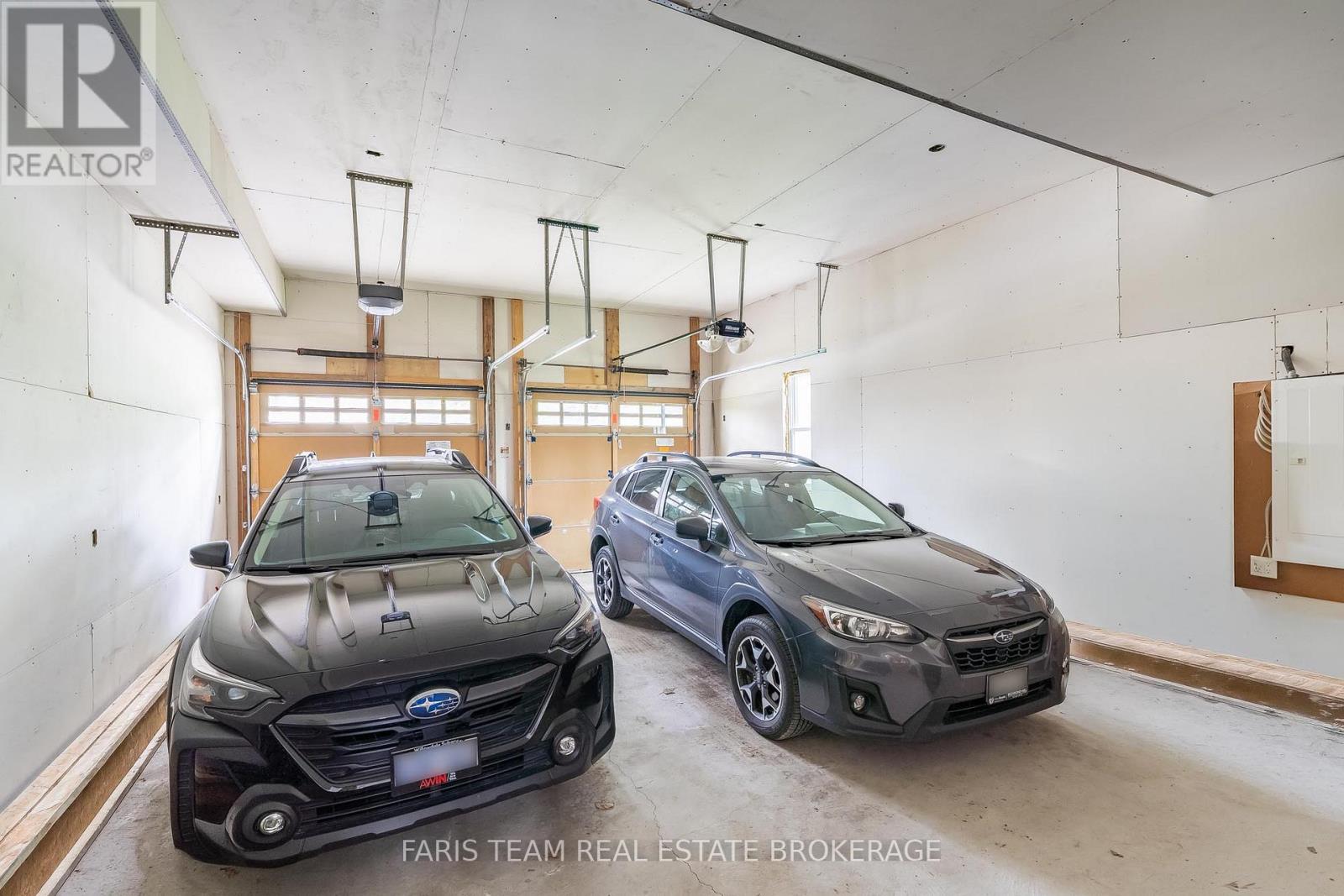 40 OLD CHURCH ROAD - 36