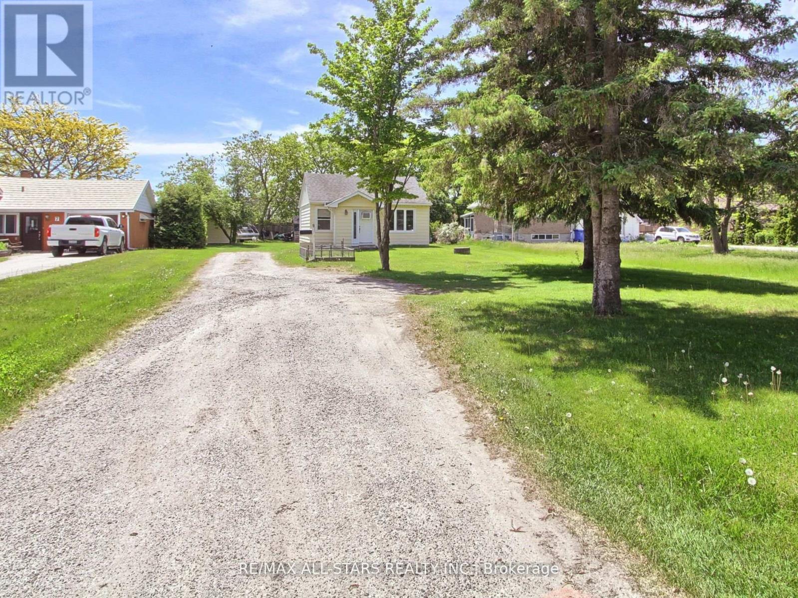9 RIVERGLEN DRIVE - 3