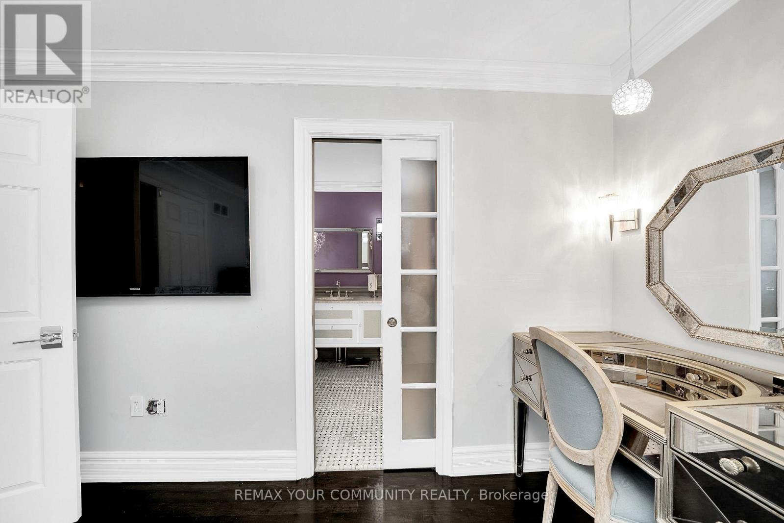 68 AUTUMN WAY - 36