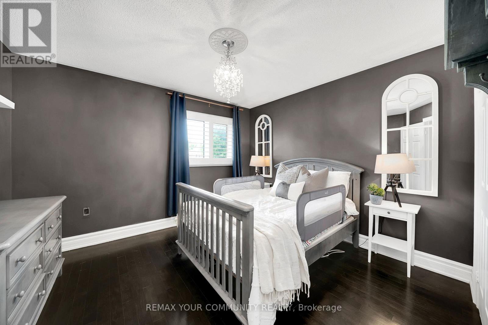 68 AUTUMN WAY - 41