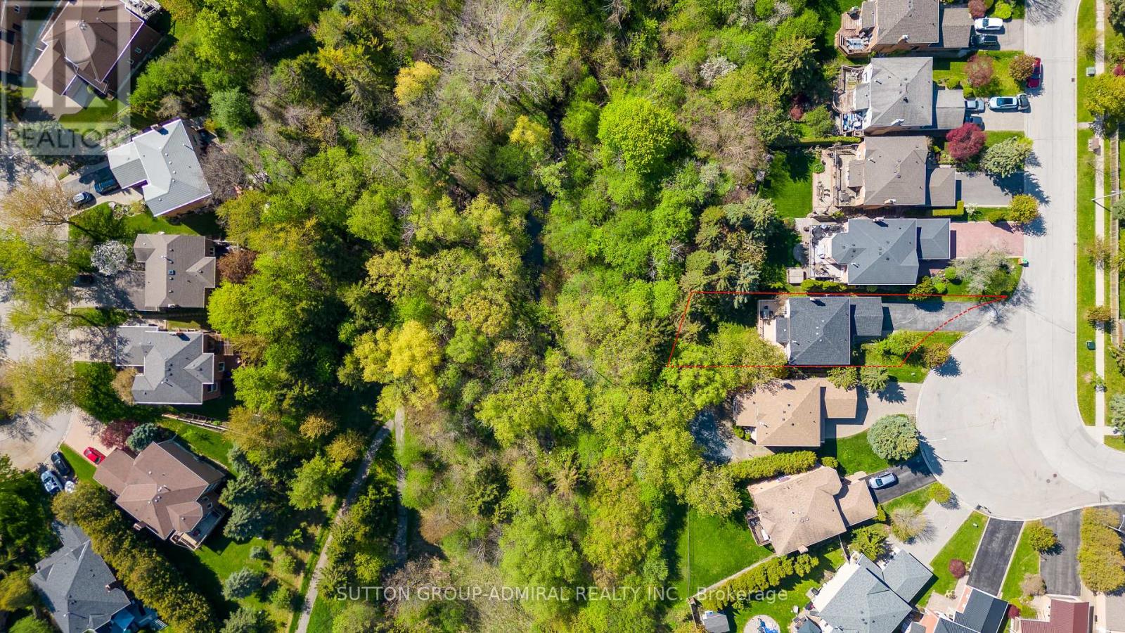 63 O'CONNOR CRESCENT - 1