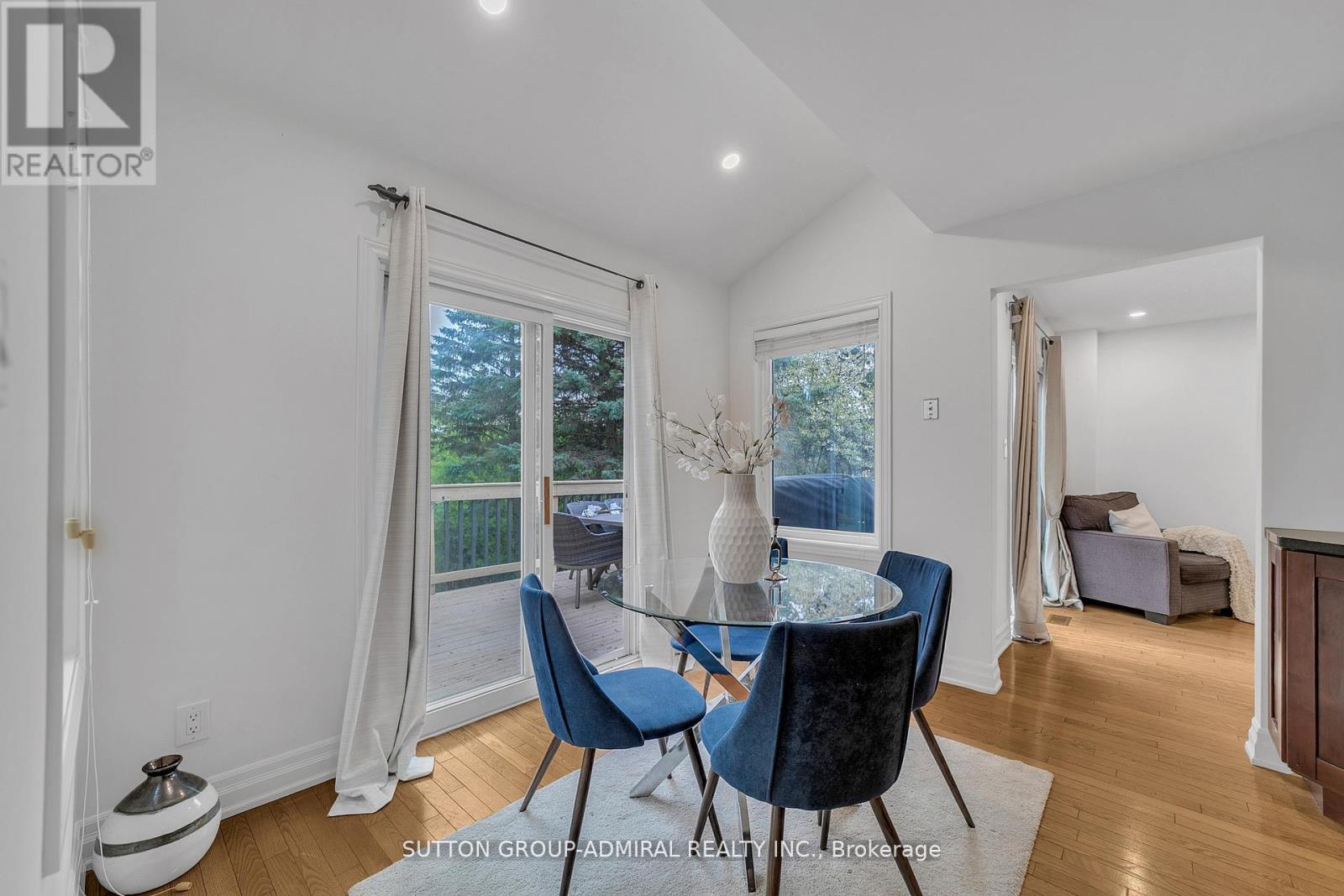63 O'CONNOR CRESCENT - 15
