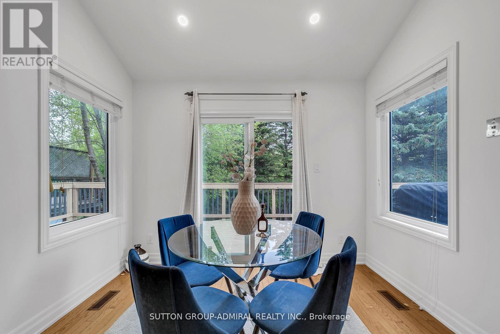63 O'CONNOR CRESCENT - 17
