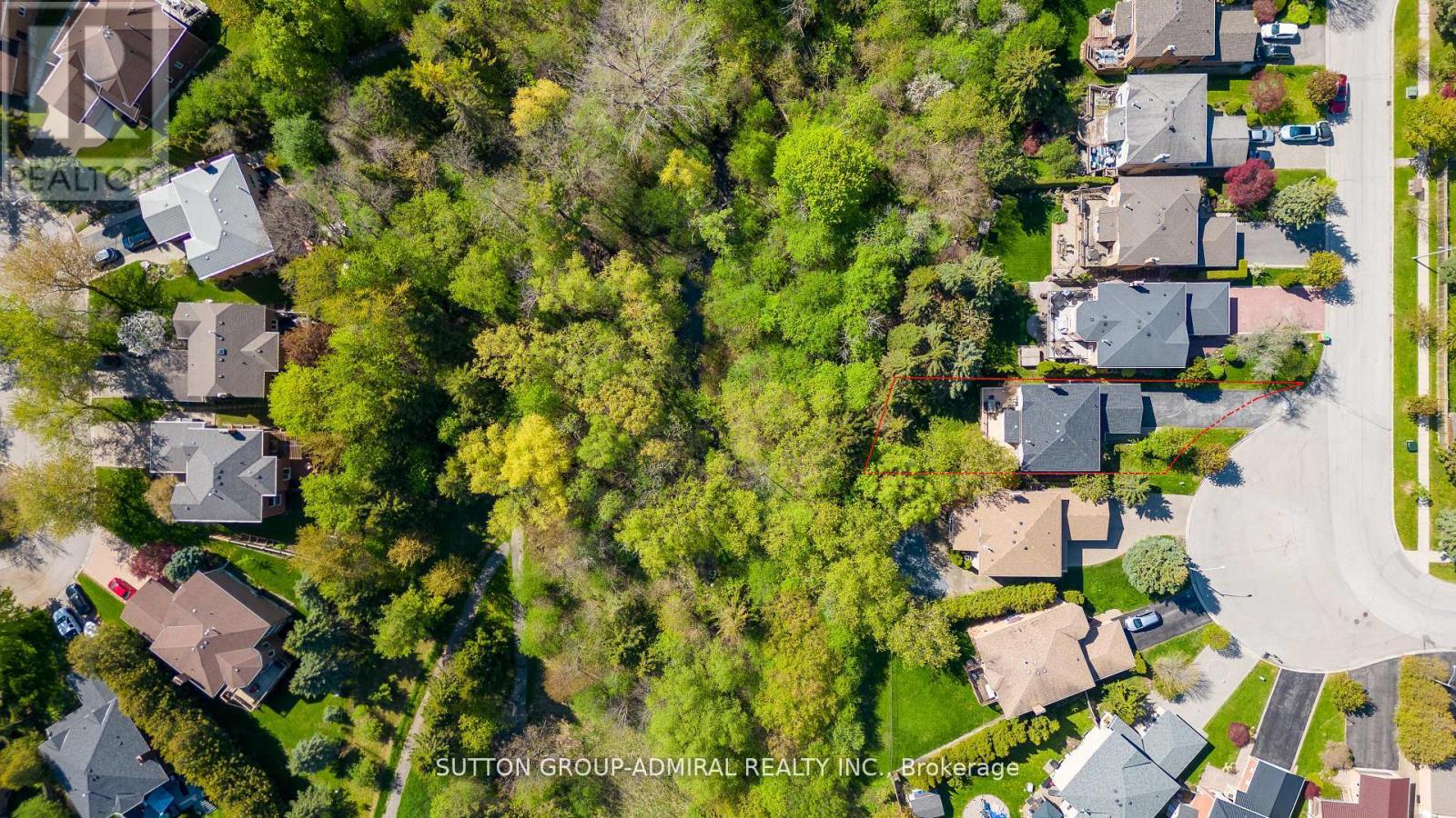 63 O'CONNOR CRESCENT - 2