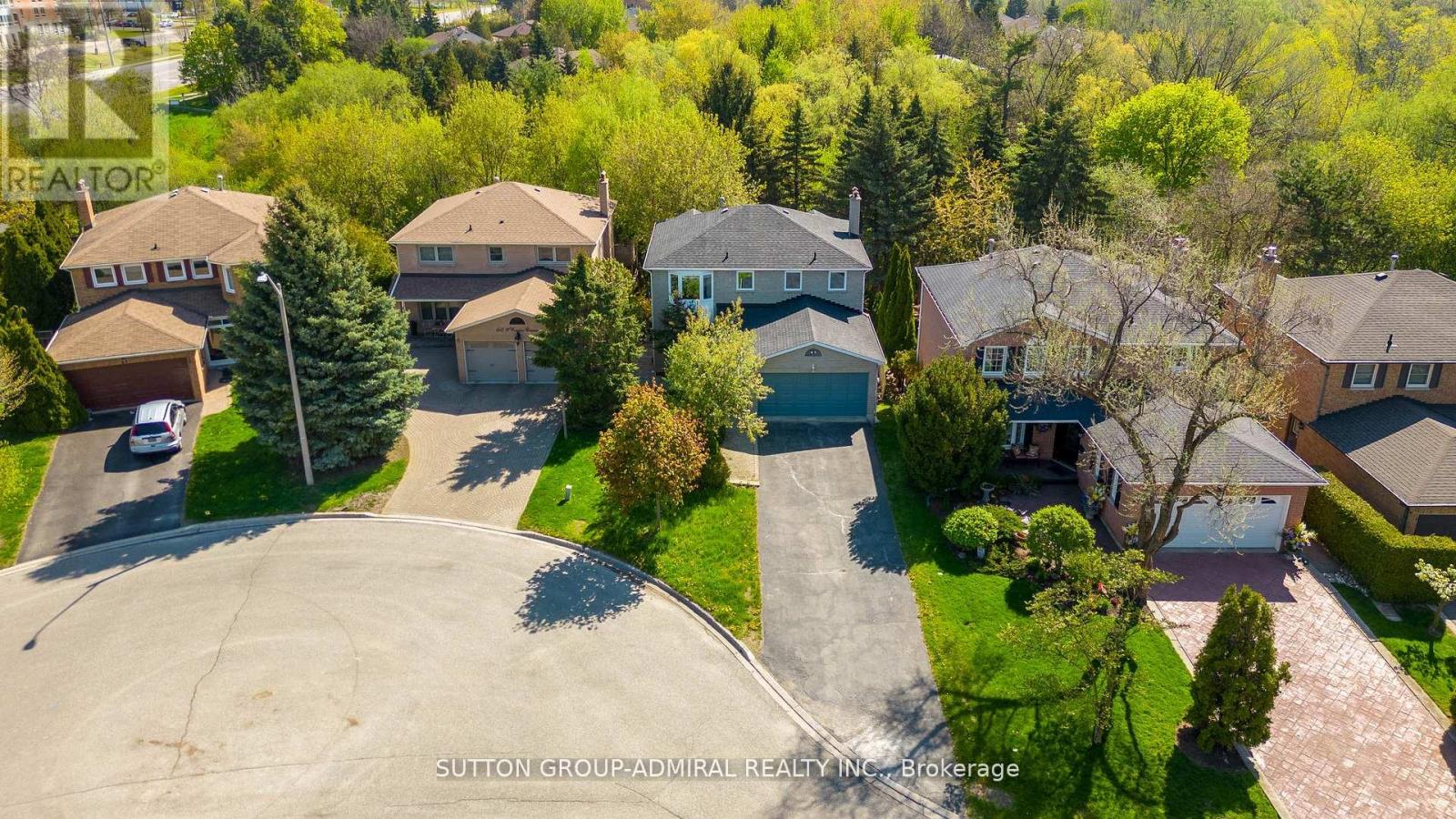 63 O'CONNOR CRESCENT - 3