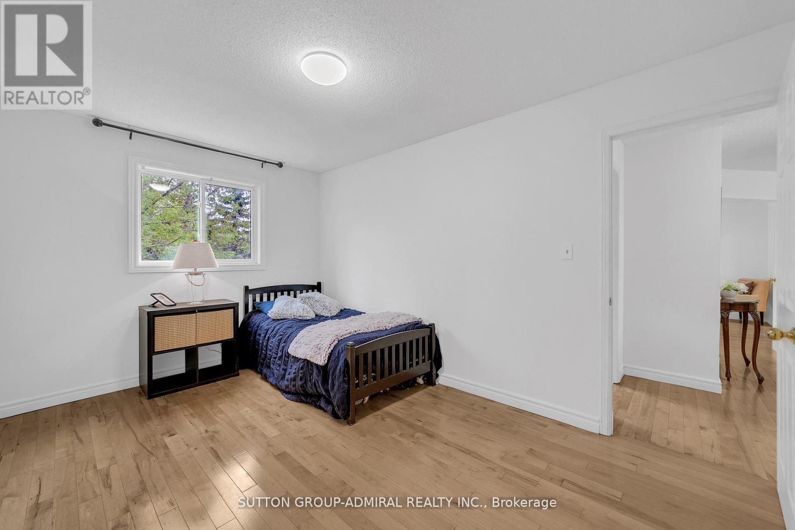 63 O'CONNOR CRESCENT - 31