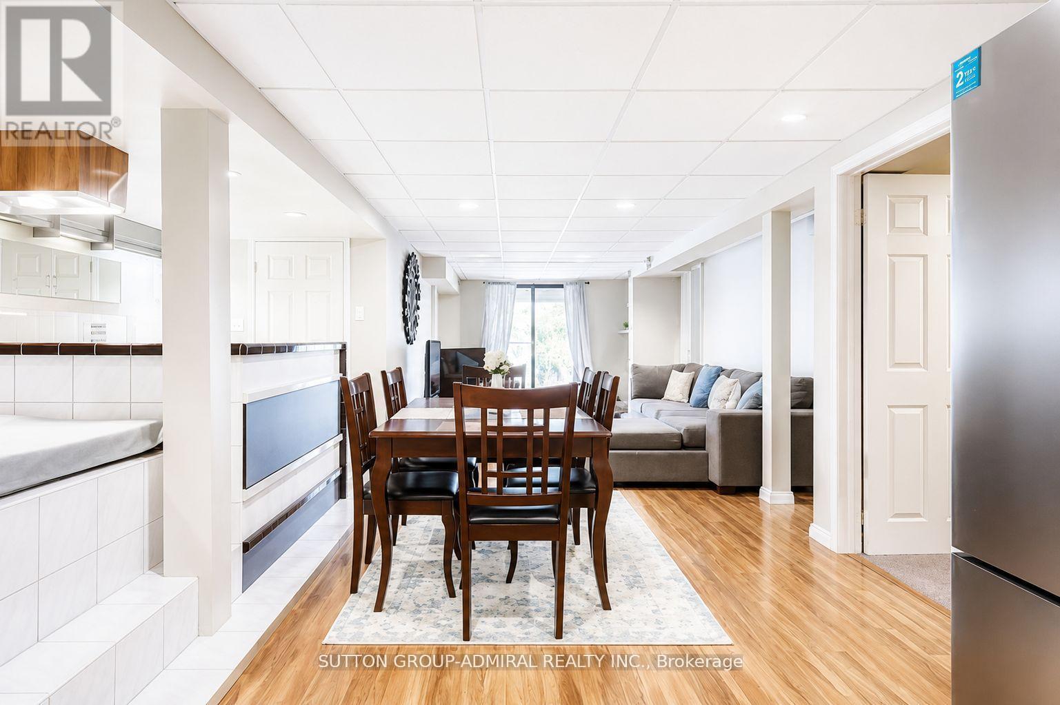 63 O'CONNOR CRESCENT - 39