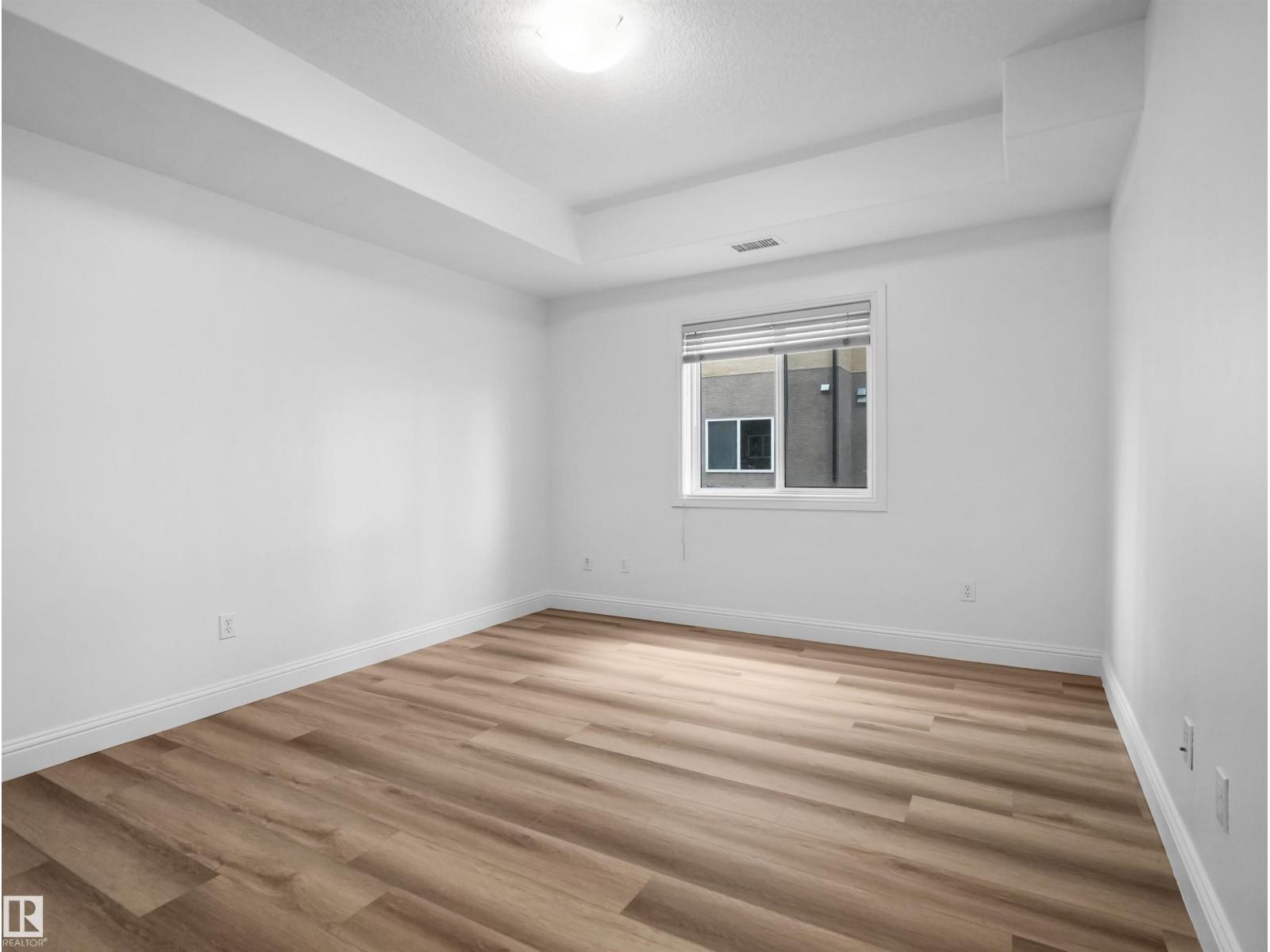 #104 14612 125 ST NW - 22