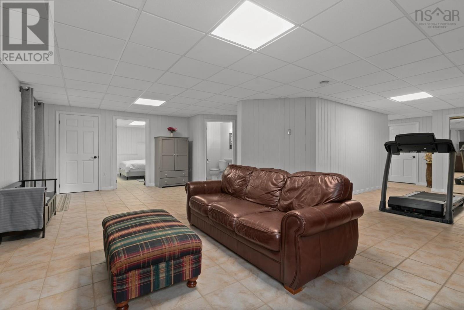 Property 35 of 50 of 55 Jocelyn Lee Court