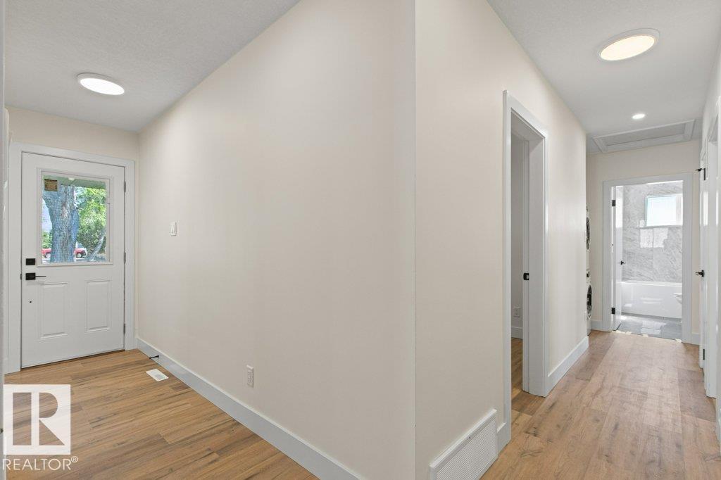 16203 88 AV NW - 15