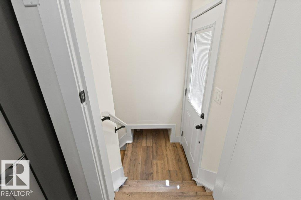 16203 88 AV NW - 27