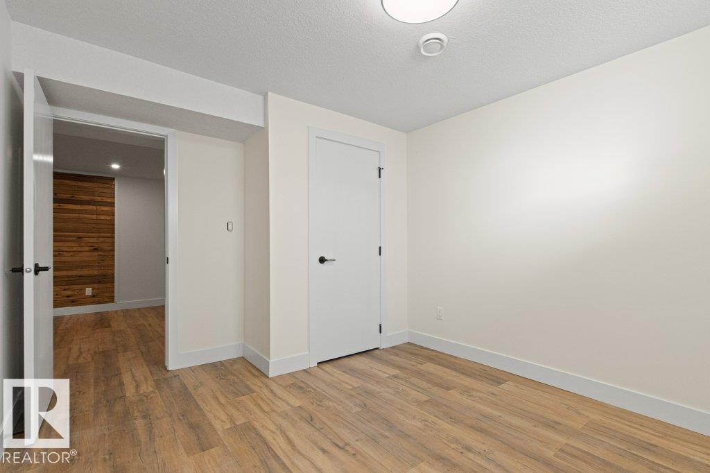 16203 88 AV NW - 41