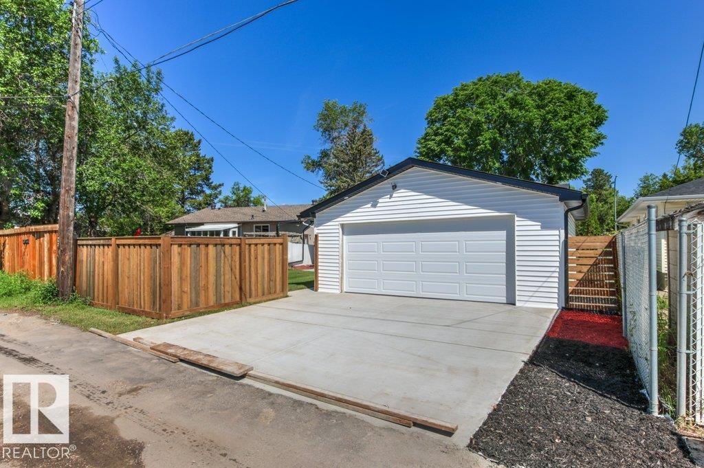 16203 88 AV NW - 47