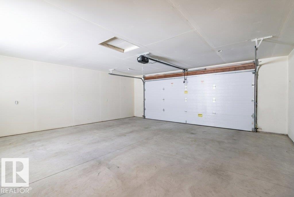16203 88 AV NW - 48