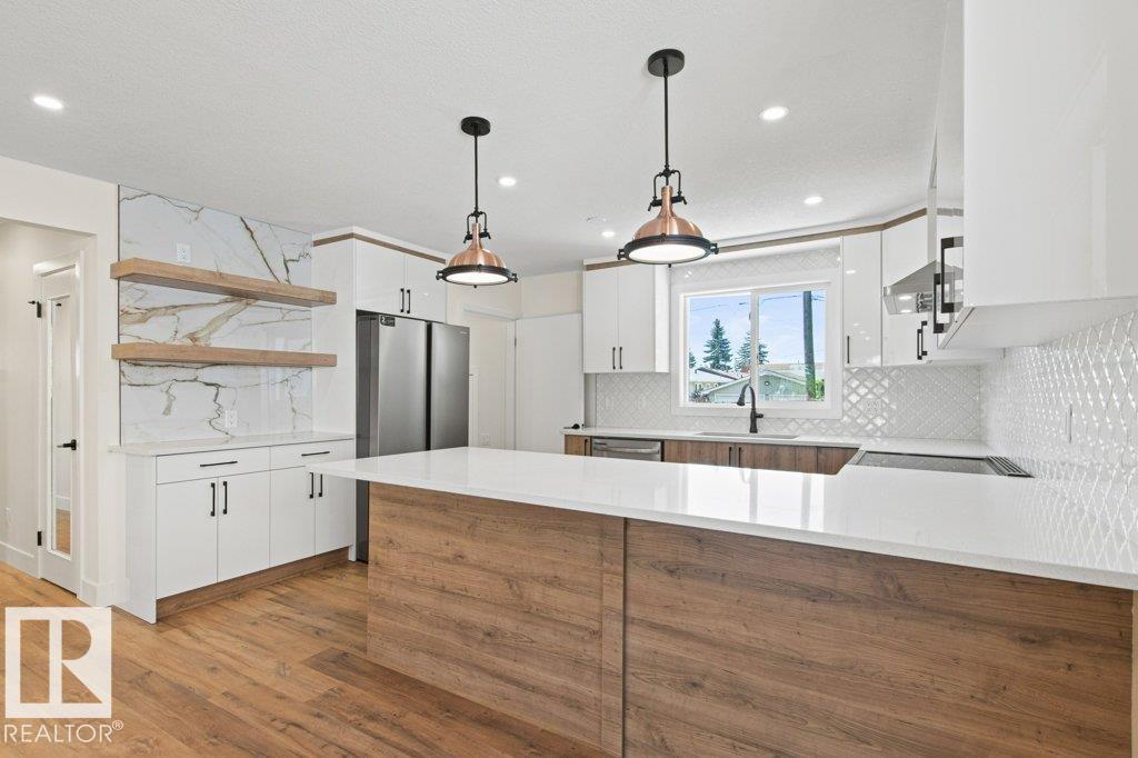 16203 88 AV NW - 8