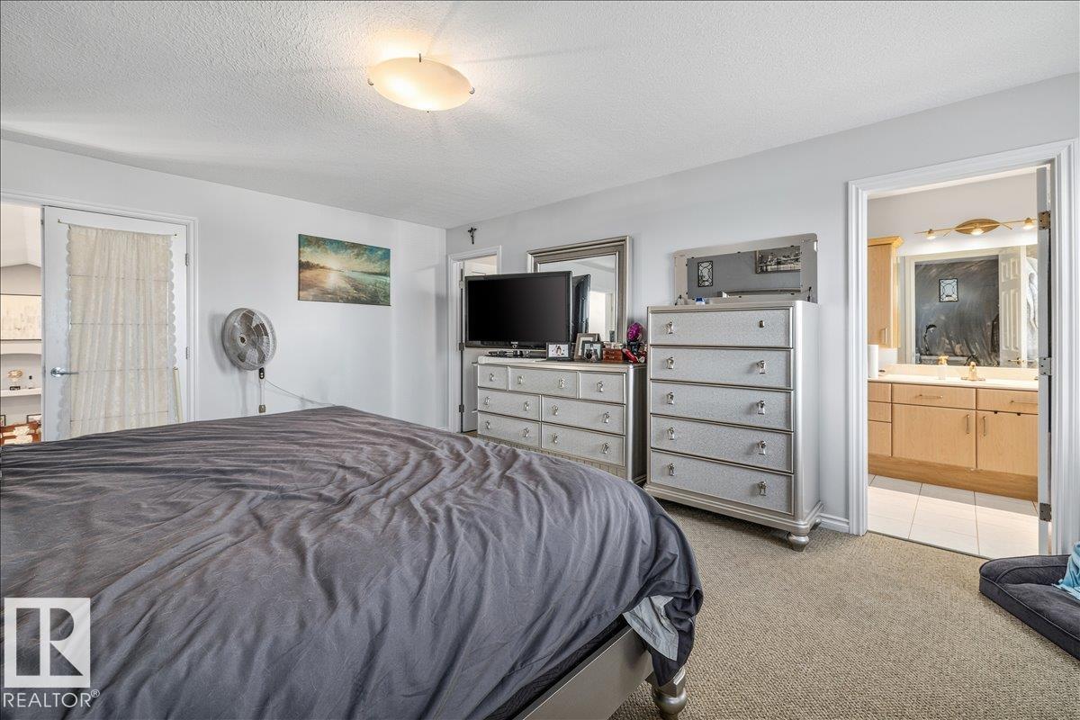 6050 164A AV NW - 27