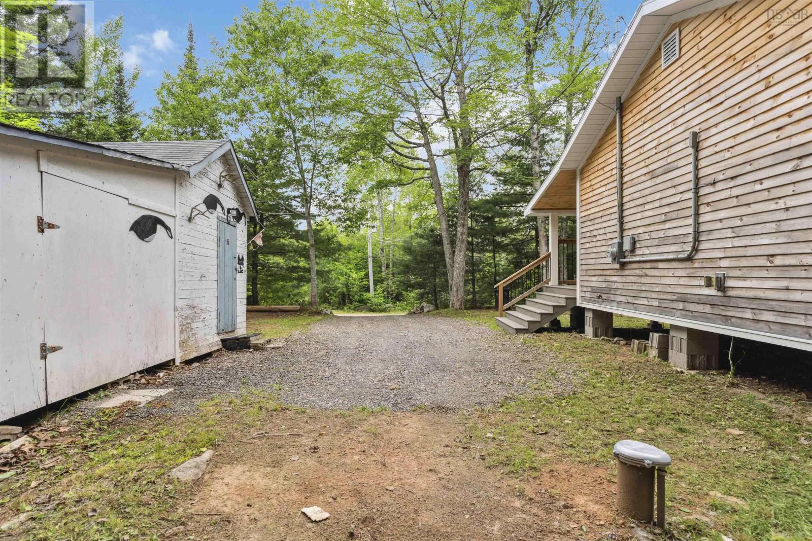 34 Cove Road - 35
