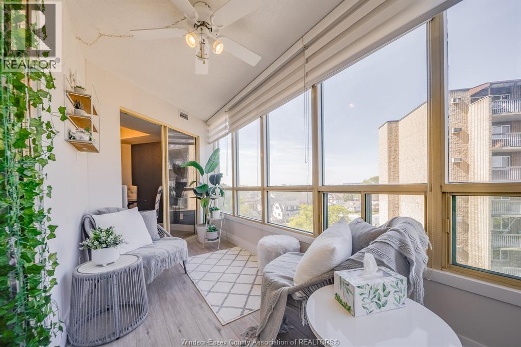 #607 3601 RIVERSIDE DRIVE East - 17
