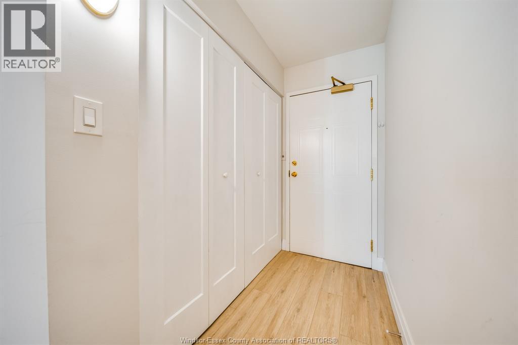 #607 3601 RIVERSIDE DRIVE East - 5