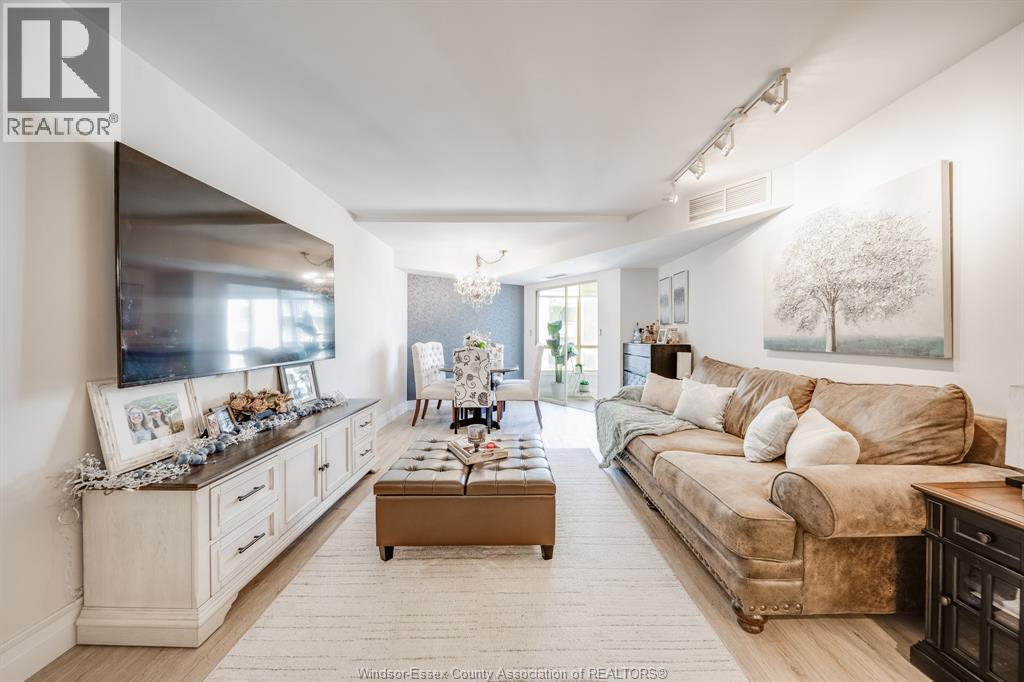 #607 3601 RIVERSIDE DRIVE East - 8