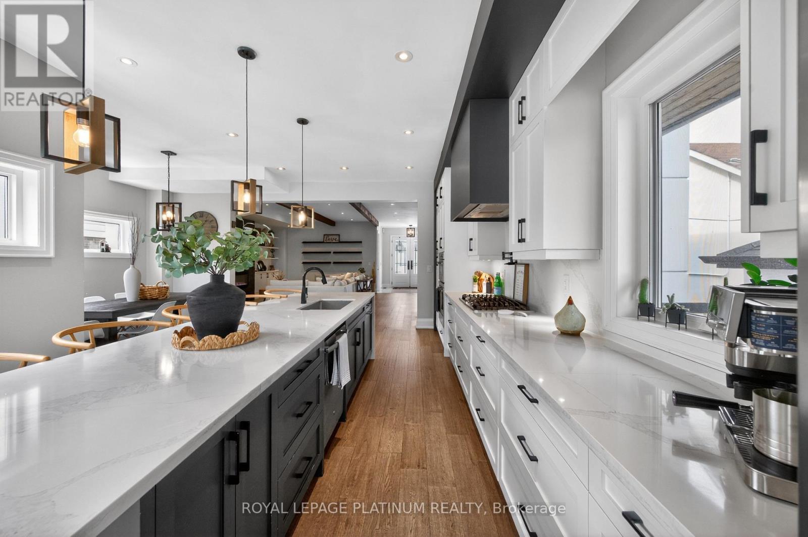 13 ARCH ROAD - 15