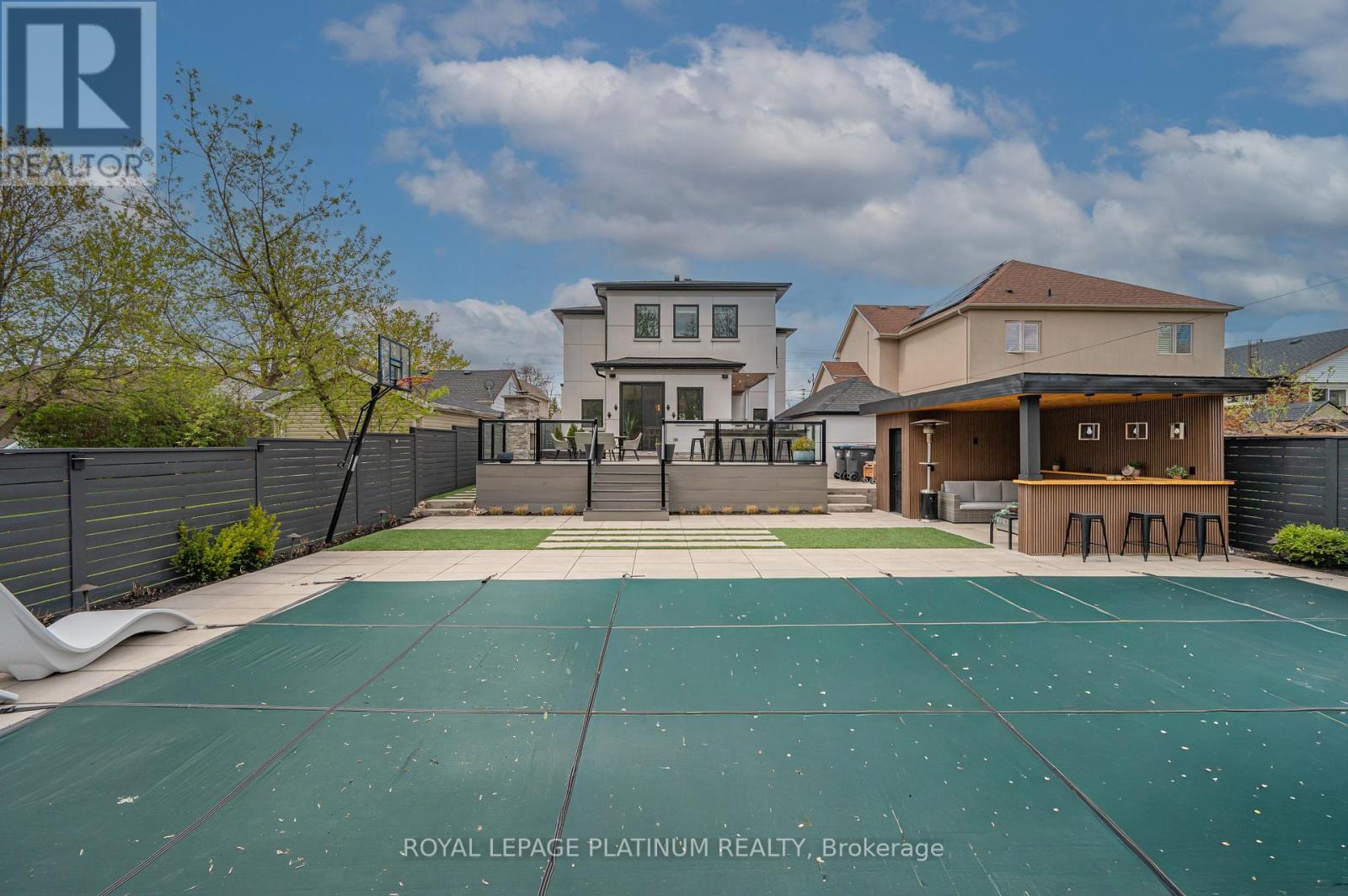 13 ARCH ROAD - 48