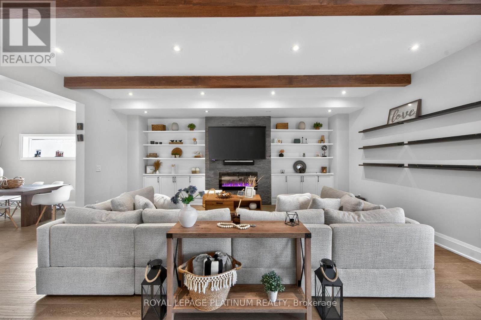 13 ARCH ROAD - 8
