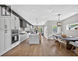 Foyer - 13 Arch Road, Mississauga, ON L5M1M4 Photo 10