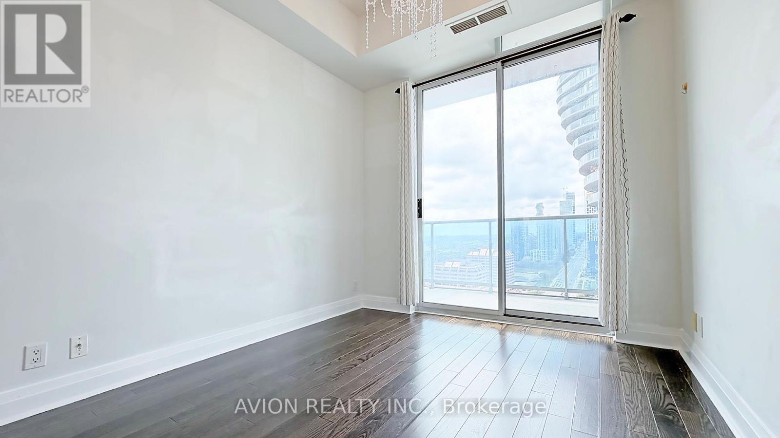 #2905 70 ABSOLUTE AVENUE - 18
